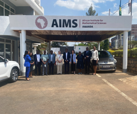 Group photo at the African Institute for Mathematical Sciences (AIMS) in Rwanda